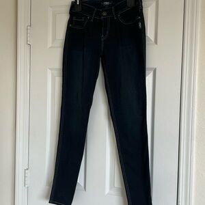 Silver Jeans women super skinny size 28/Long 31